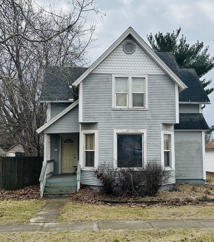 3 bedroom house for sale at 111 South St Bradford - $69,000