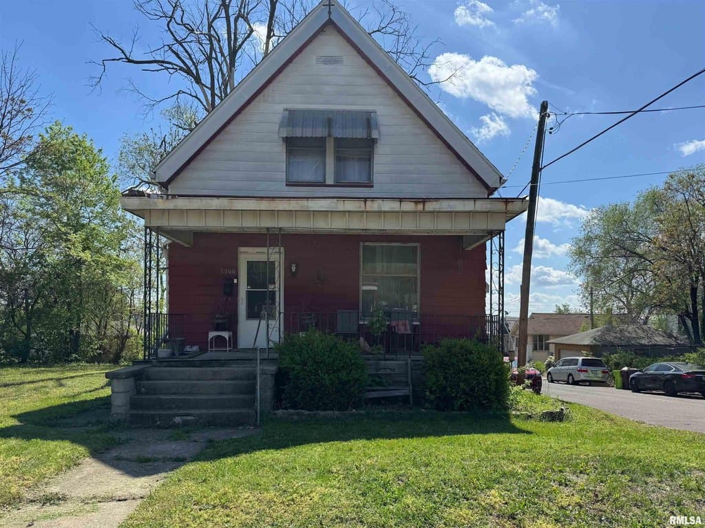 2 bedroom house for sale at 3300 NE Madison Ave Peoria 61603 - $35,000
