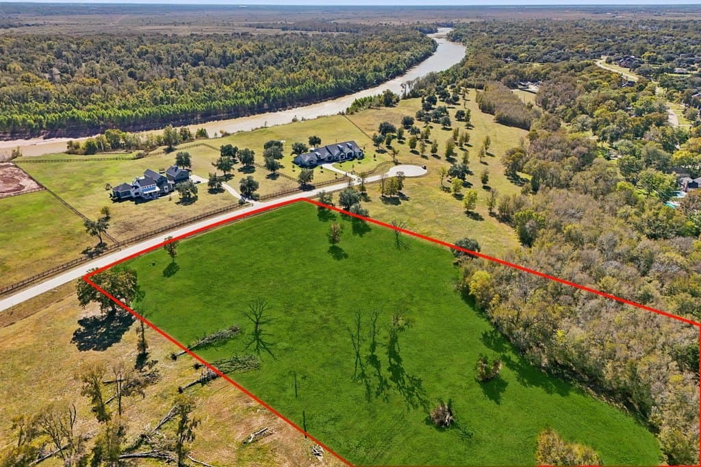 land for sale at 4802 Riverbend Ct Fulshear 77441 - $1,650,000