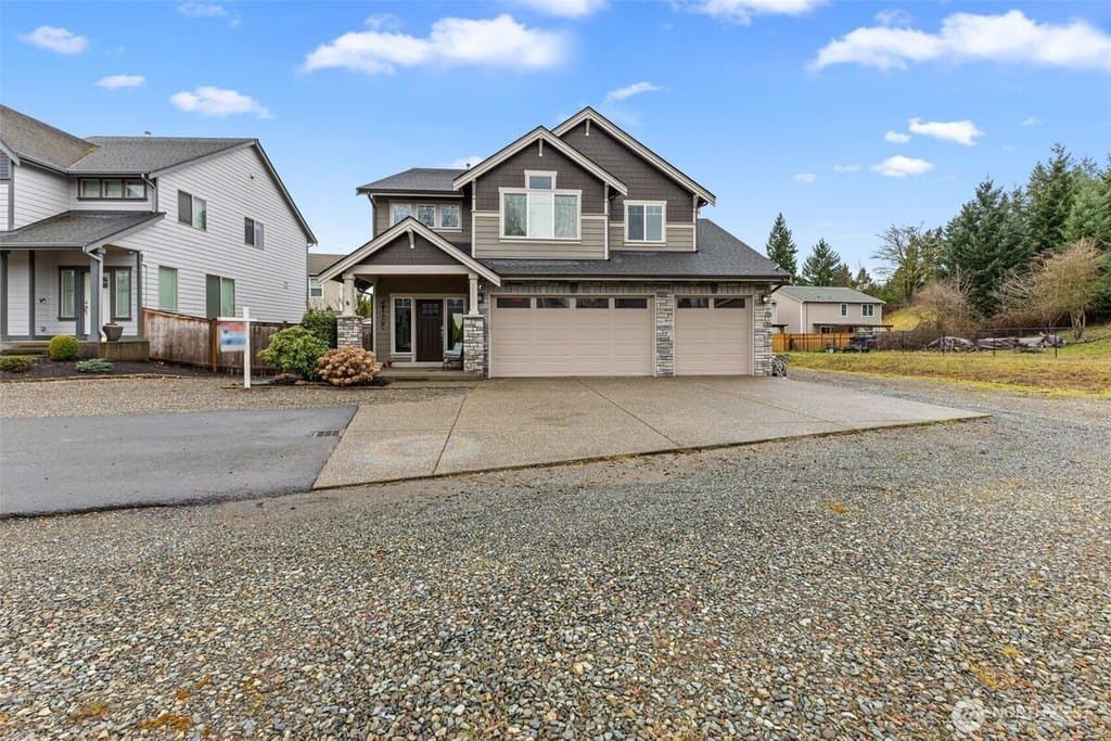 5 bedroom house for sale at 20906 83rd Street Ct E Bonney Lake - $789,950