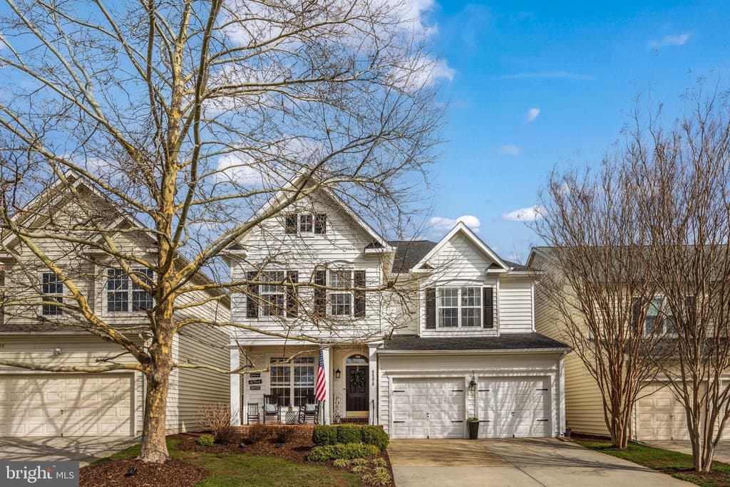 3 bedroom house for sale at 44378 Agawam Ter Ashburn 20147 - $899,000