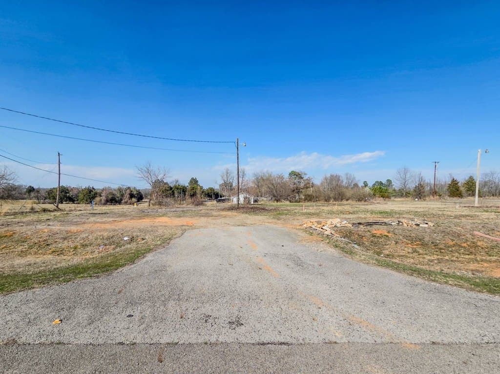 land for sale at 802 E Central Ave Central City - $95,000