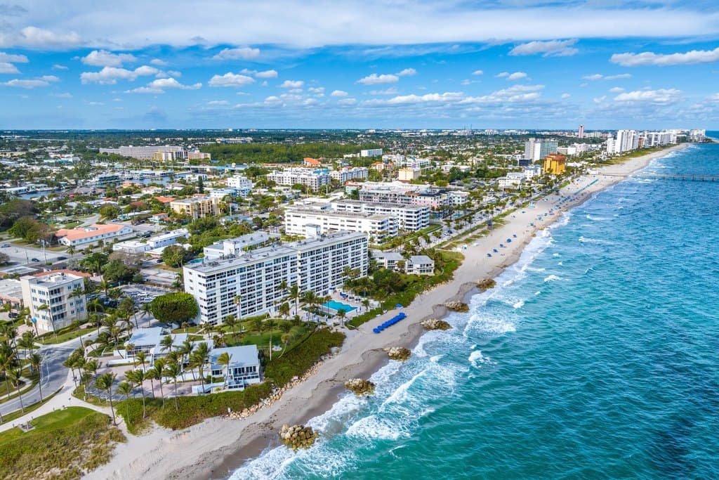 1 bedroom condo for sale at 500 SE 21st Ave Apt 409 Deerfield Beach - $540,000