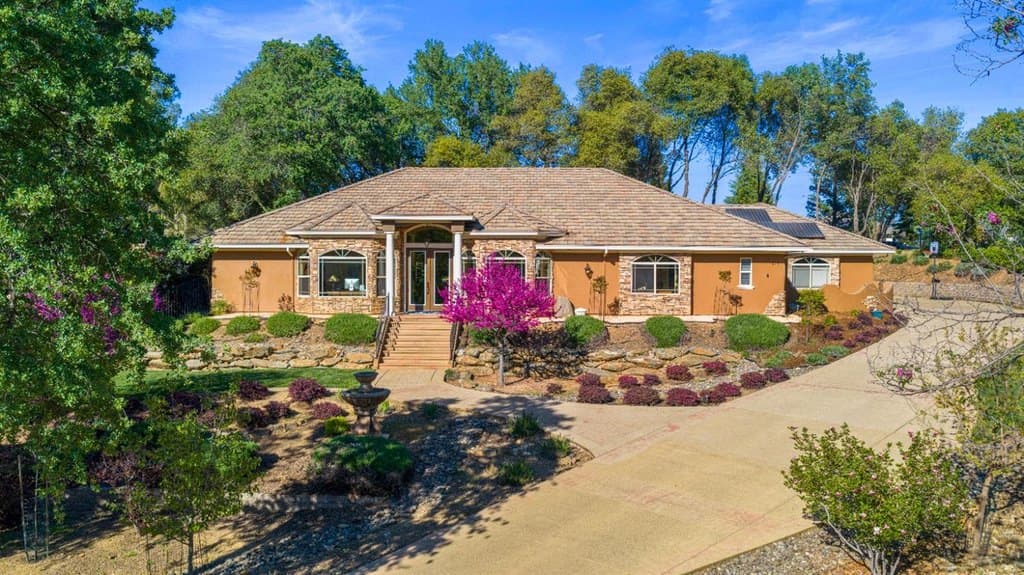 3 bedroom house for sale at 2311 Fieldstone Dr Placerville 95667 - $988,000