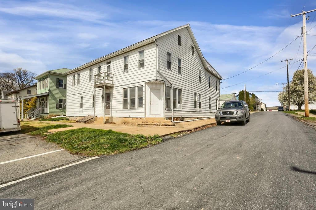 6 bedroom multi-family for sale at 135 E Market St Berrysburg - $329,900