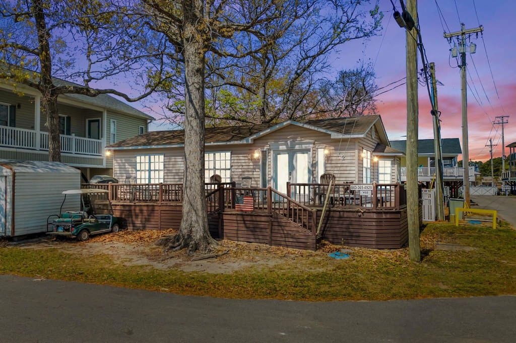 3 bedroom mobile home for sale at 6001 V2 S Kings Hwy Myrtle Beach - $220,000