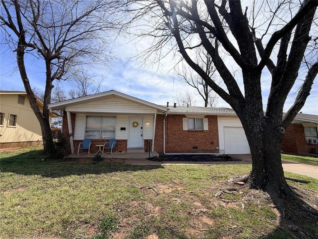 3 bedroom house for sale at 912 NW 24th St Moore 73160 - $150,000