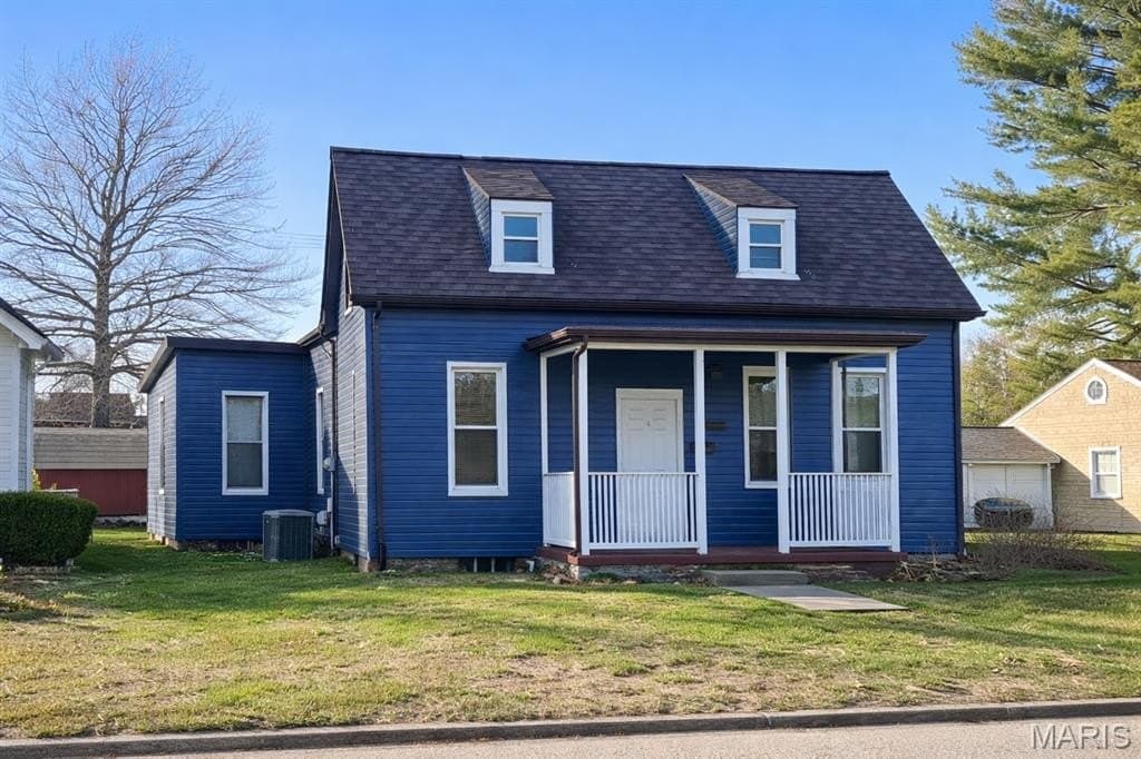 3 bedroom house for sale at 1631 N Church St Belleville - $149,900