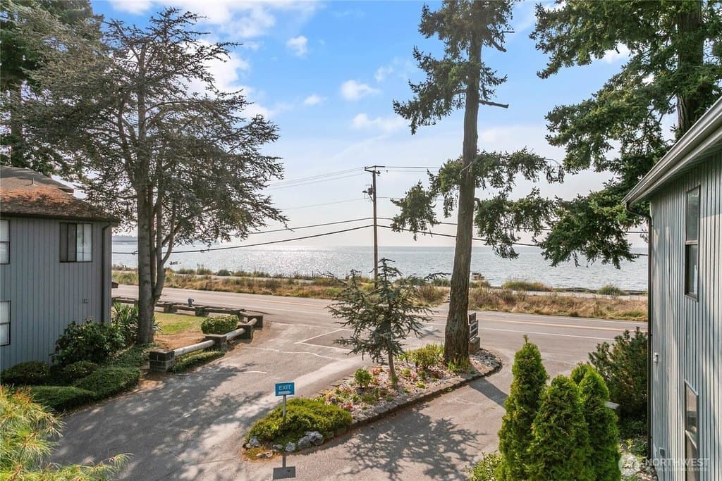 2 bedroom condo for sale at 7806 Birch Bay Dr Apt 904 Blaine - $399,950