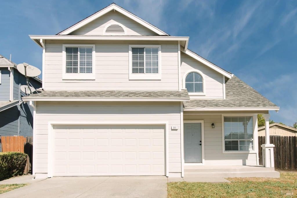 4 bedroom house for sale at 201 Yarrow Ct Suisun City 94585 - $548,900