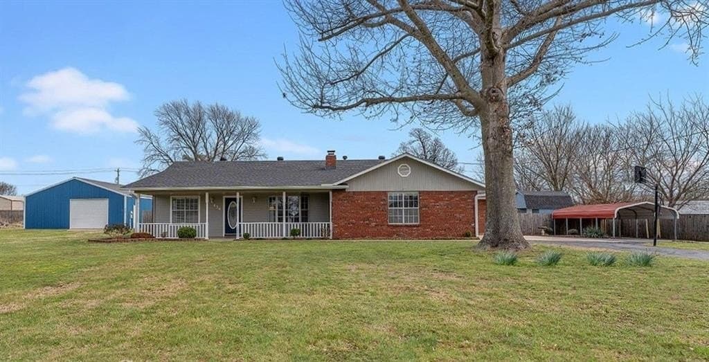3 bedroom house for sale at 434 Alton St Cave Springs - $507,000