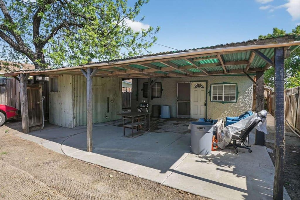 2 bedroom house for sale at 4612 Fisher Ave Alum Rock - $729,000