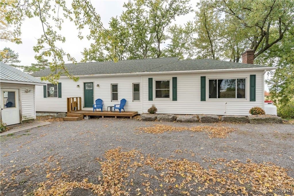 3 bedroom house for sale at 12811 Wright St Adams Center - $279,900