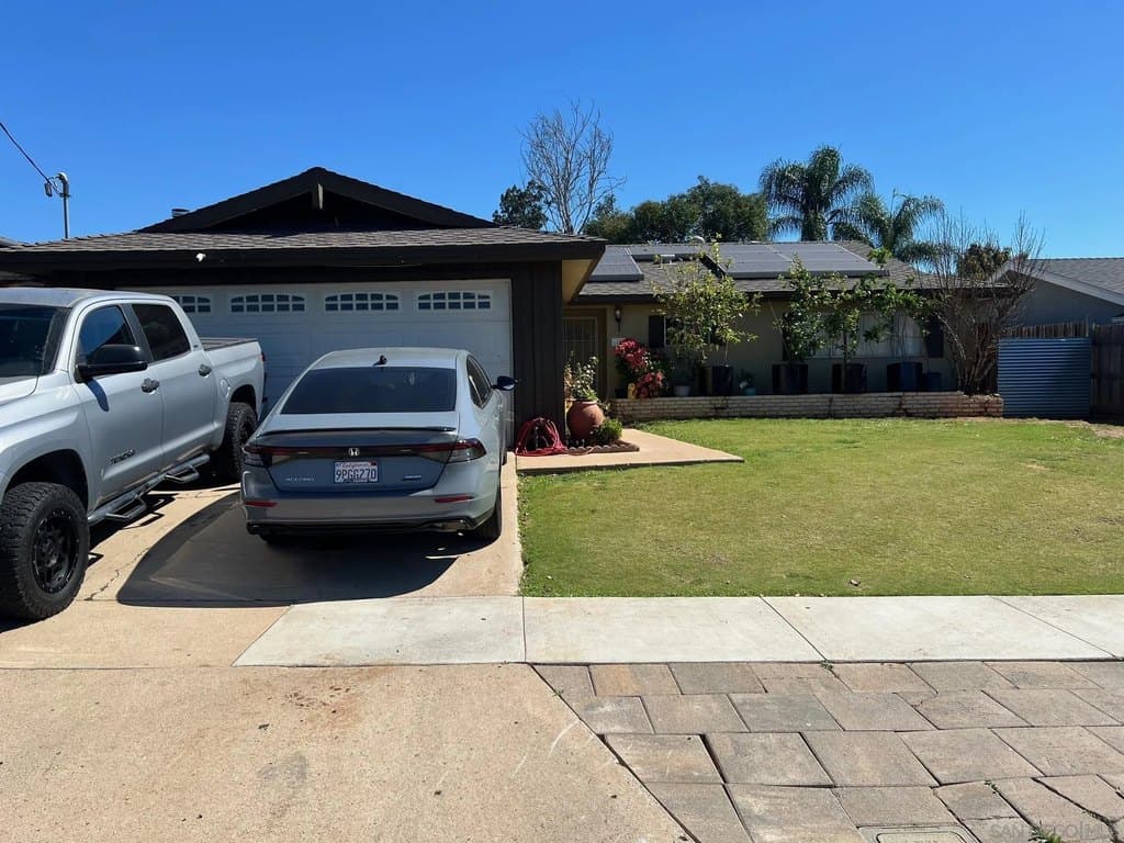 3 bedroom house for sale at 1362 N Elm St Escondido - $800,000