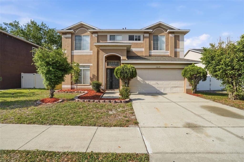 4 bedroom house for sale at 12639 Longcrest Dr Riverview 33579 - $329,900