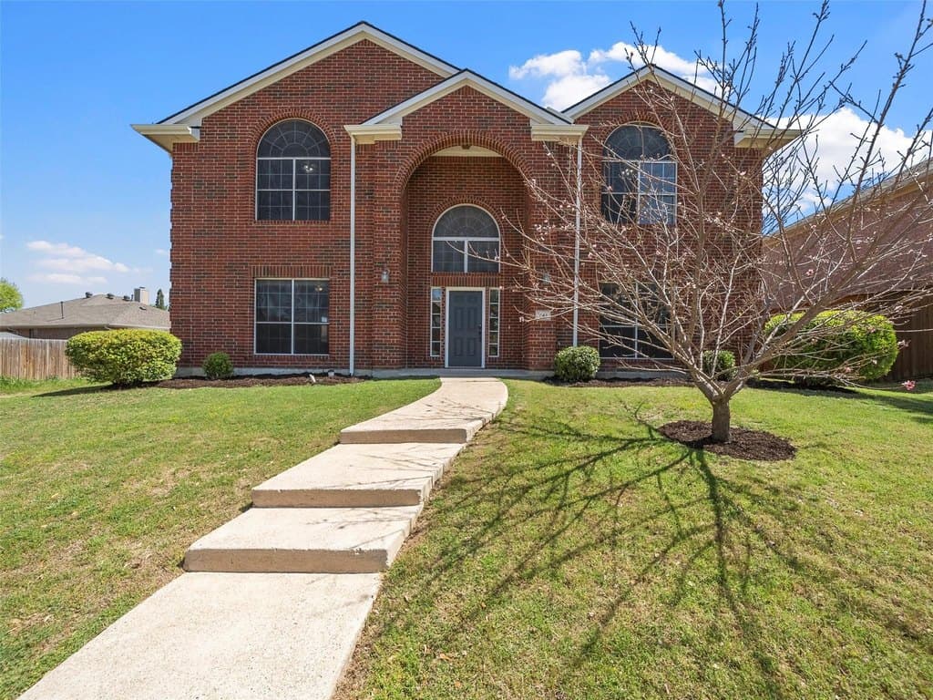 5 bedroom house for sale at 741 Aspen Ct Allen 75002 - $500,000