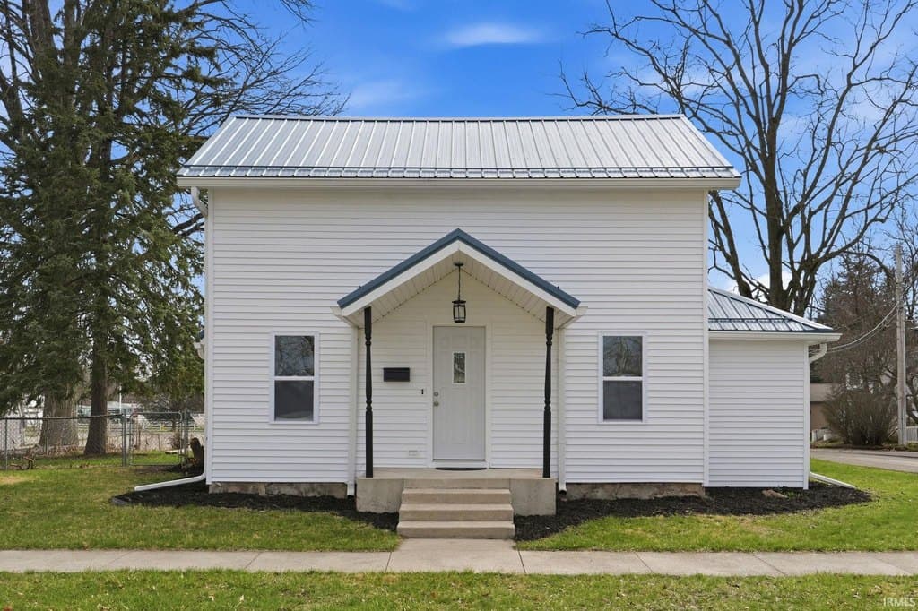 3 bedroom house for sale at 906 S Cedar St Auburn - $244,900