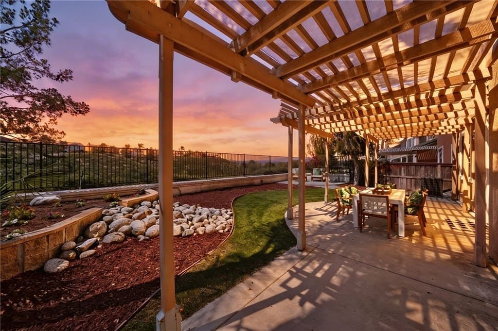 4 bedroom house for sale at 45211 Tioga St Temecula - $924,900