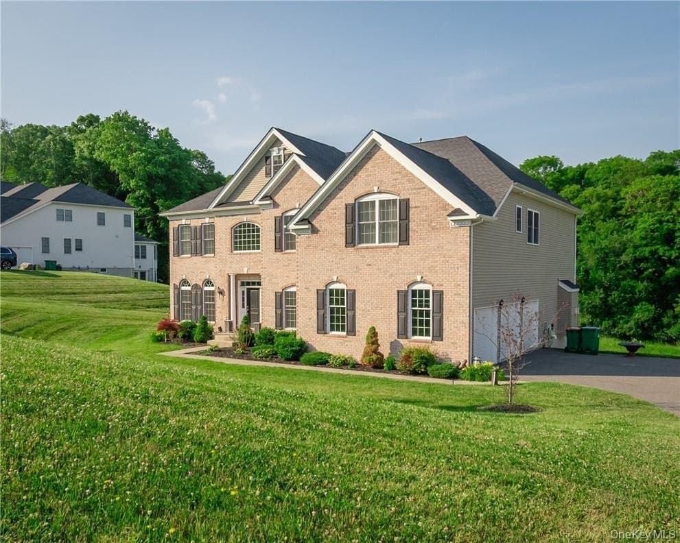 4 bedroom house for sale at 38 Melanie Ln Beekman - $890,000