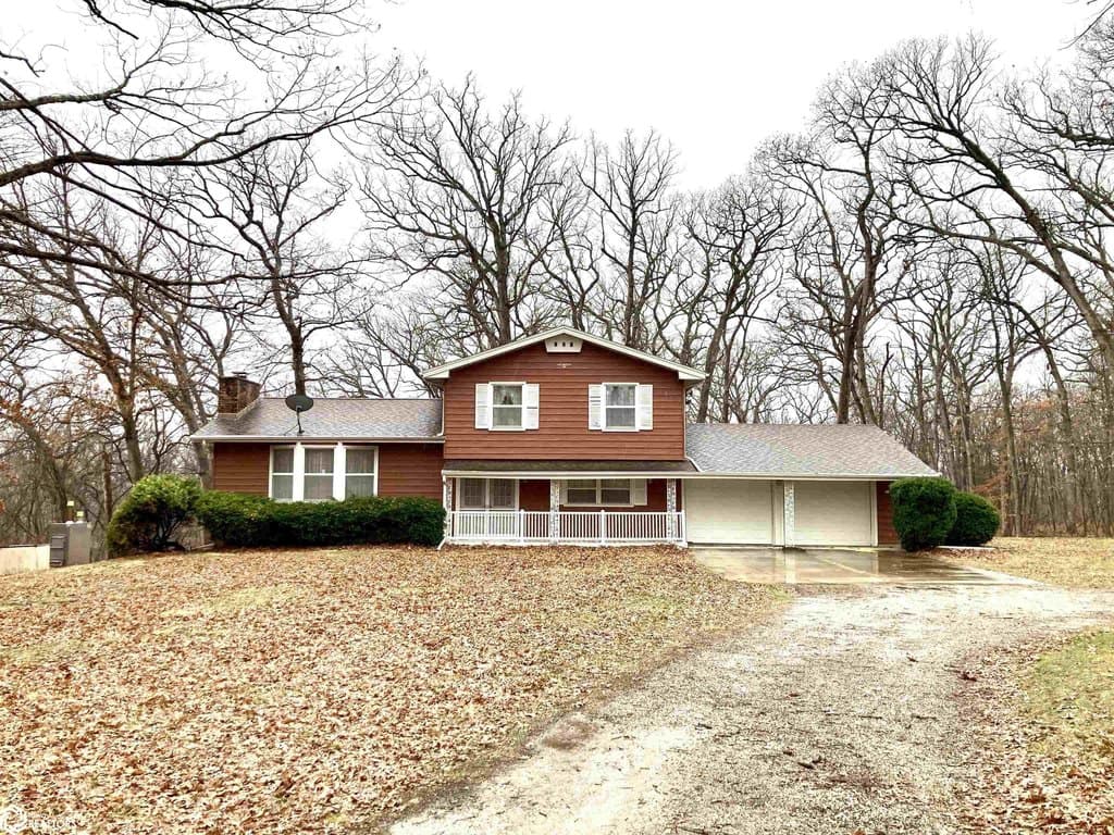4 bedroom house for sale at 12990 Kirkendall Rd Burlington - $399,000