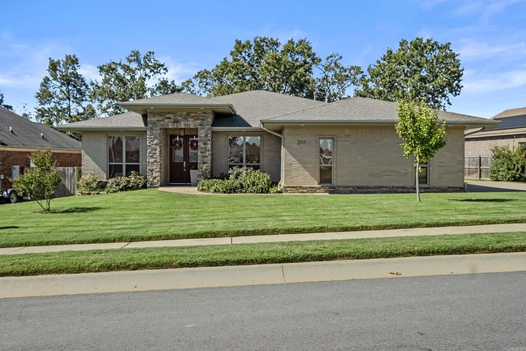 4 bedroom house for sale at 2117 Ingleside Dr Sherwood 72120 - $399,900