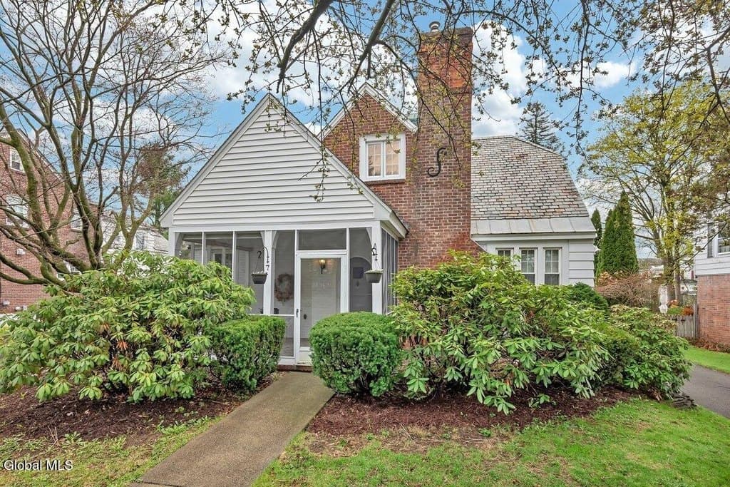 4 bedroom house for sale at 7 Tudor Rd Albany - $399,900