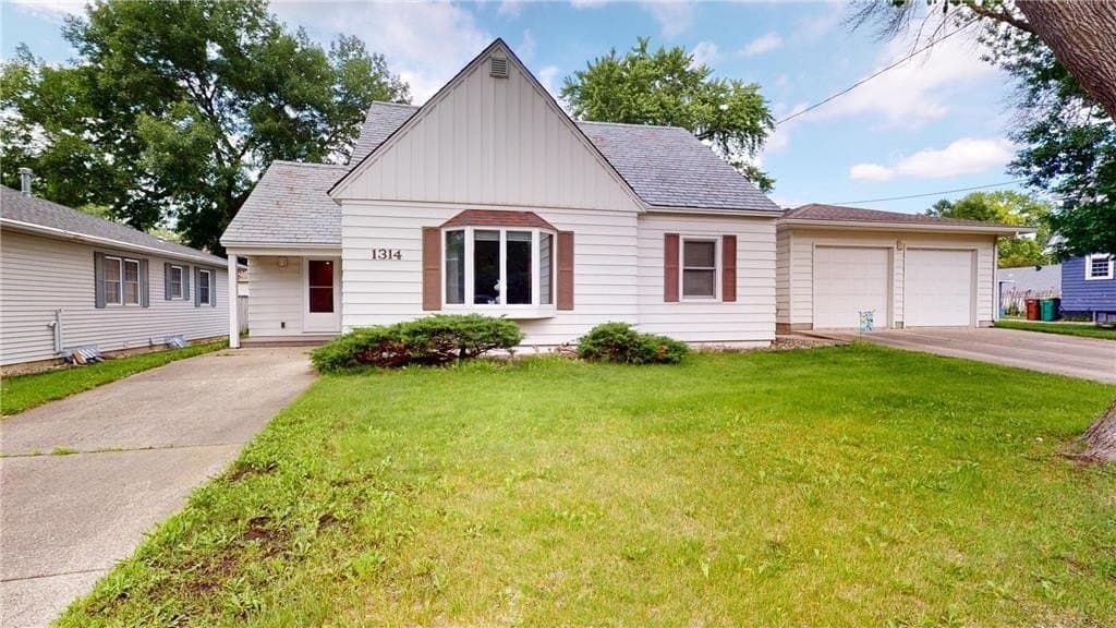 2 bedroom house for sale at 1314 Dunham St Albert Lea - $194,900