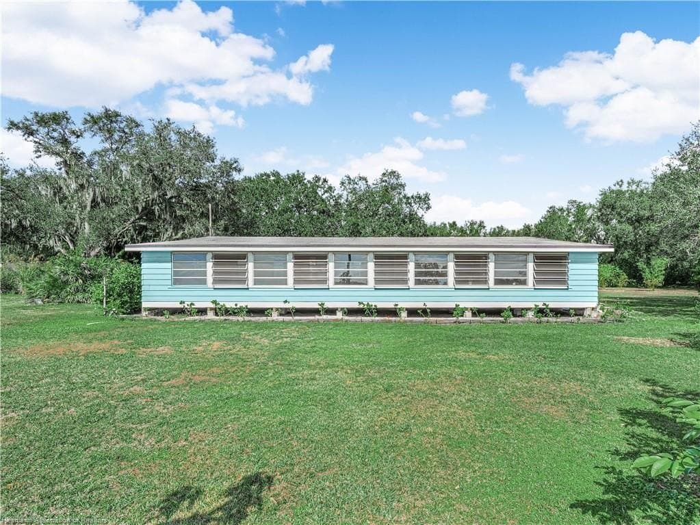 2 bedroom house for sale at 5514 Ollie Roberts Rd Bowling Green - $289,000