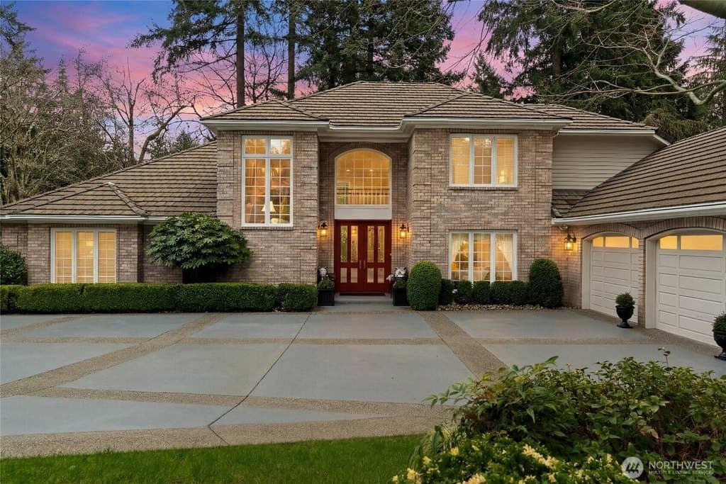4 bedroom house for sale at 12921 53rd Ave NW Canterwood - $1,699,000