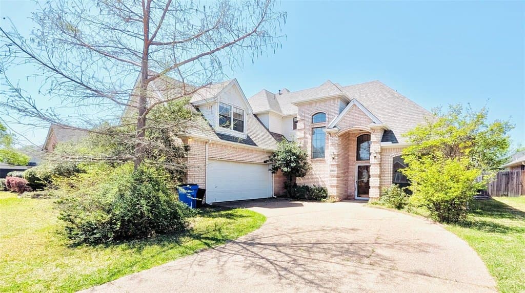 4 bedroom house for sale at 5102 Shadowood Rd Colleyville 76034 - $479,000