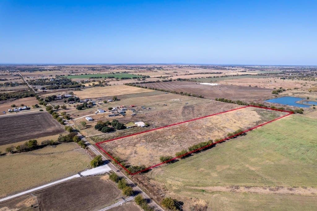 land for sale at 5814 Woodard Ave Cleburne 76033 - $274,000