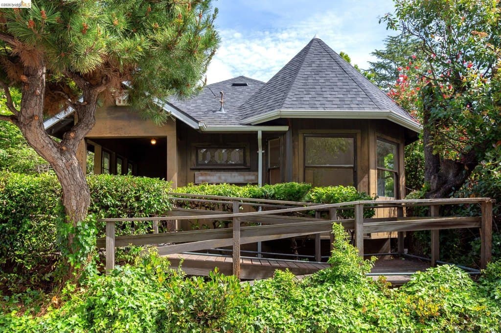 3 bedroom house for sale at 42 Linda Ave Piedmont 94611 - $550,000
