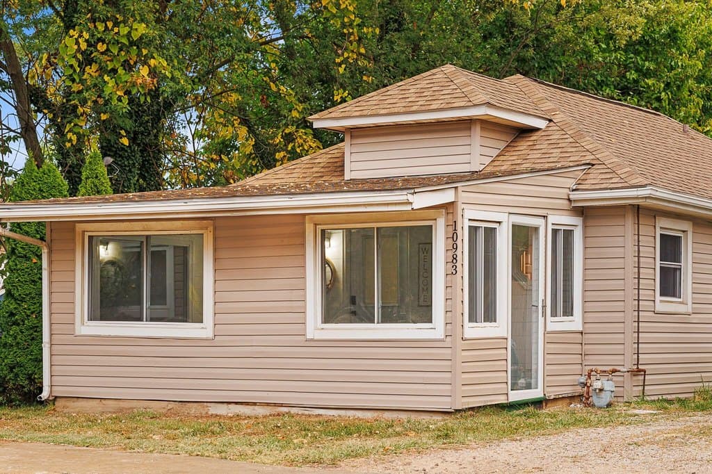 3 bedroom house for sale at 10983 Hebron Rd Buckeye Lake - $287,500