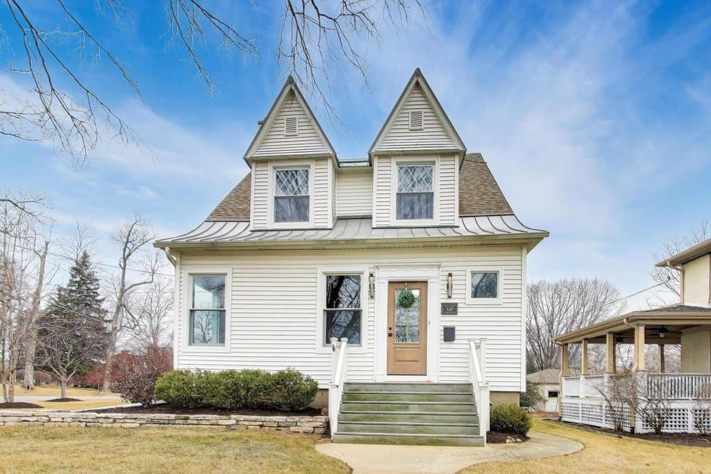 3 bedroom house for sale at 520 S Wheaton Ave Wheaton 60187 - $775,000