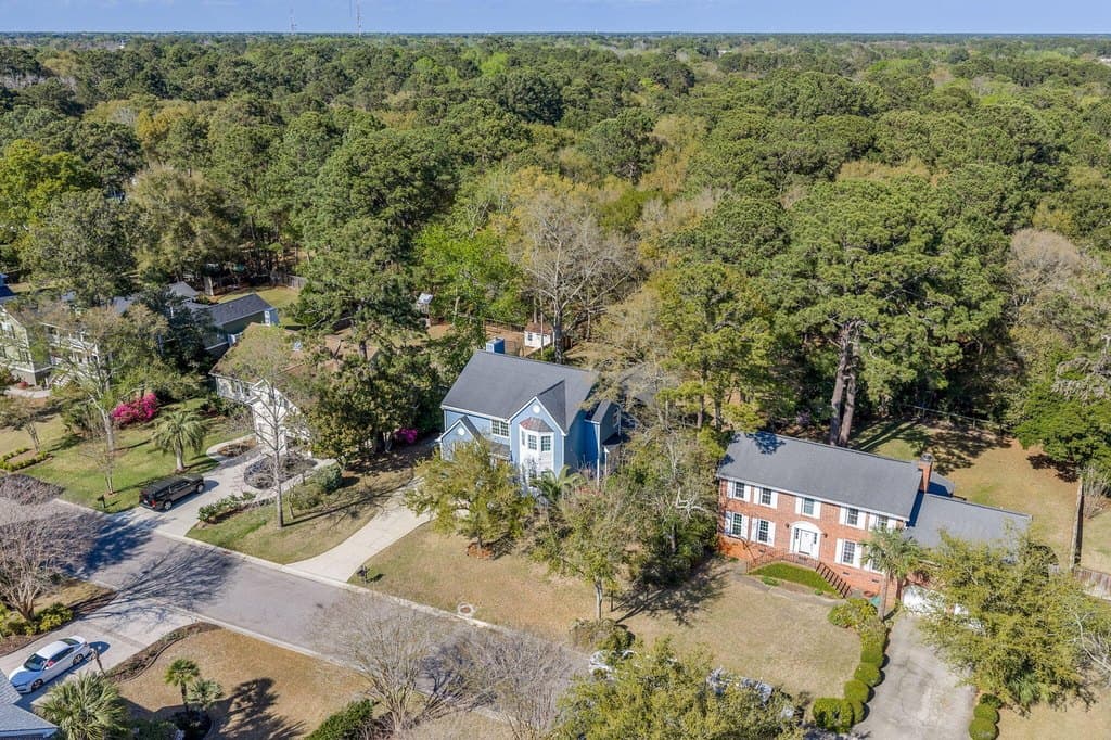 4 bedroom house for sale at 1464 Pine Island Vw Mount Pleasant 29464 - $1,799,000