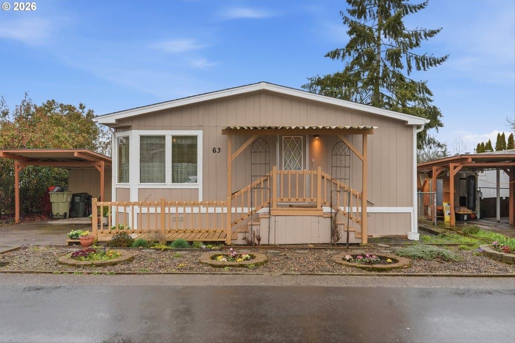 3 bedroom mobile home for sale at 5885 NE Jacobson St Unit 63 Hillsboro 97124 - $149,080