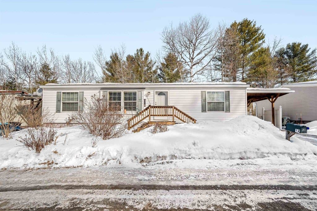 3 bedroom mobile home for sale at 12 Overlook Dr Montpelier 05602 - $185,000