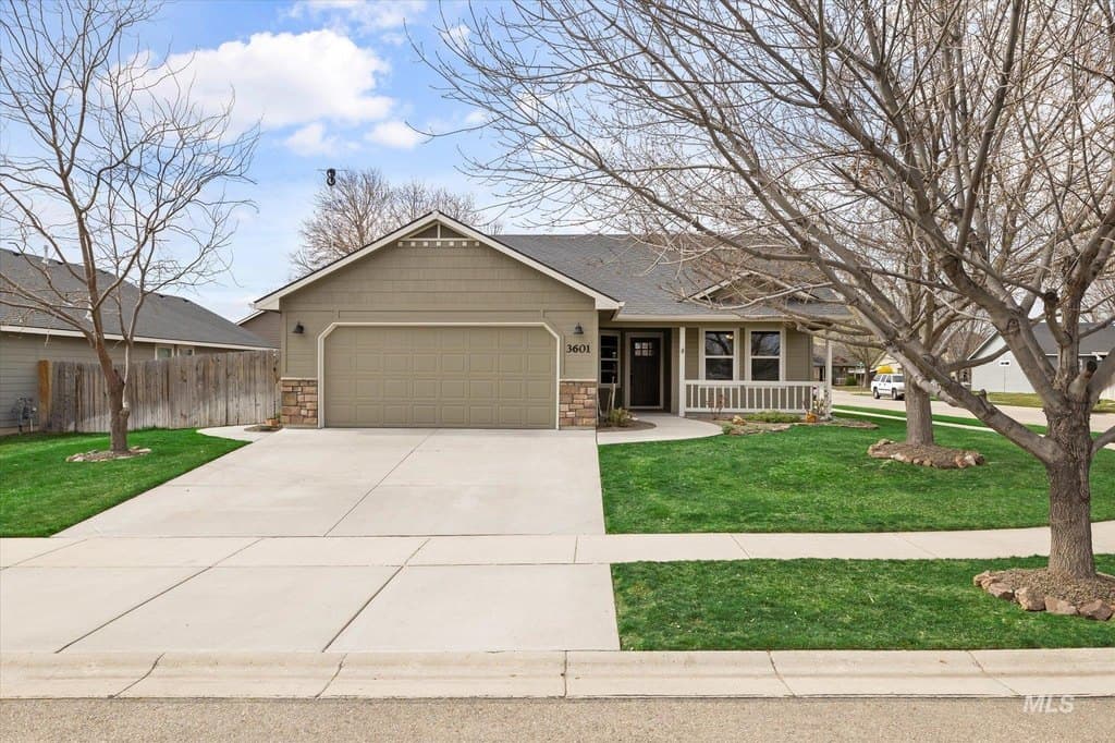 3 bedroom house for sale at 3601 S Big Lost Ave Nampa 83686 - $359,000