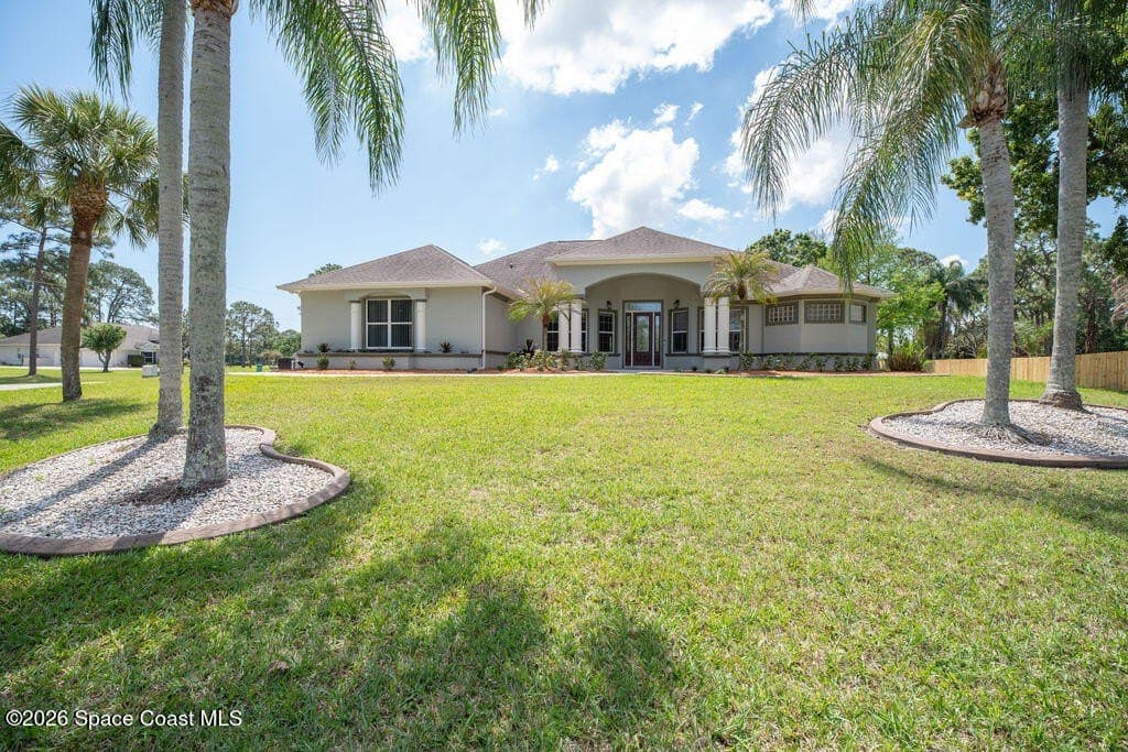 4 bedroom house for sale at 4101 Careywood Dr Melbourne 32934 - $825,000