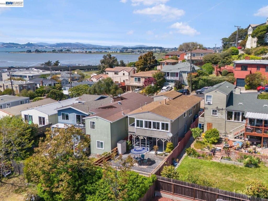 4 bedroom house for sale at 812 Washington Ave Albany - $1,100,000