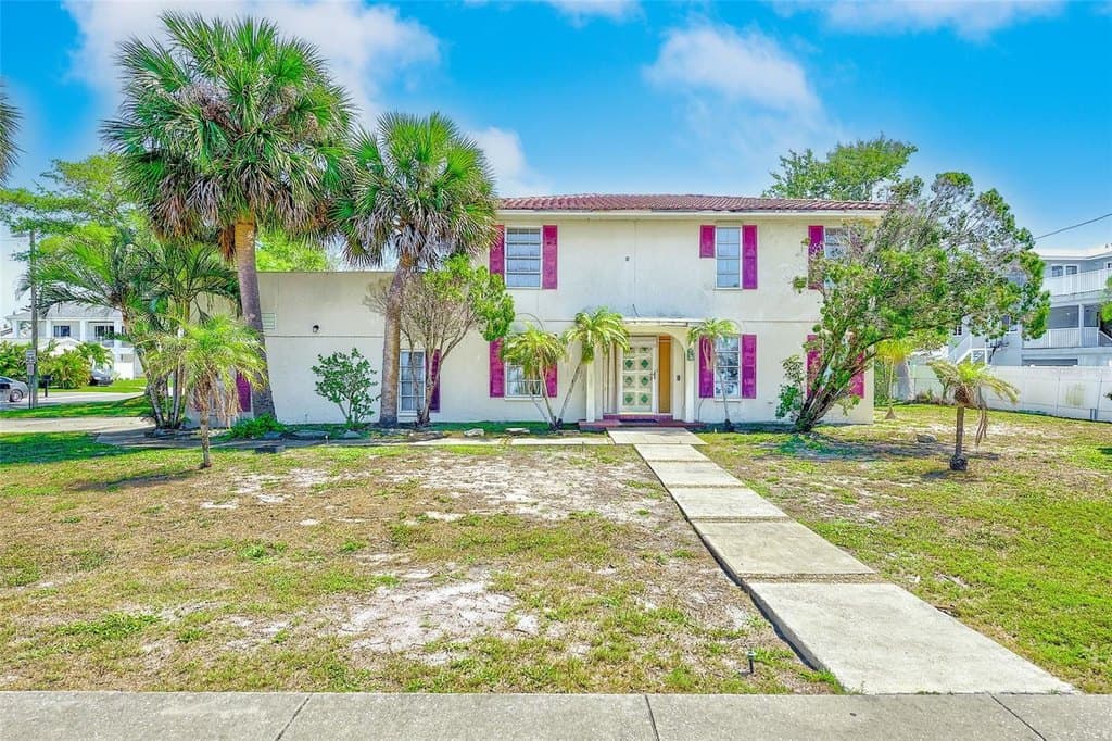 3 bedroom house for sale at 205 Gulf Blvd Belleair Beach - $799,000
