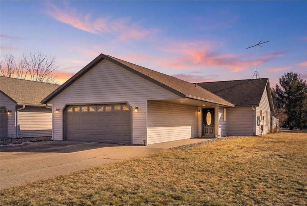 2 bedroom house for sale at W7235 155th Ave Bay City - $255,000