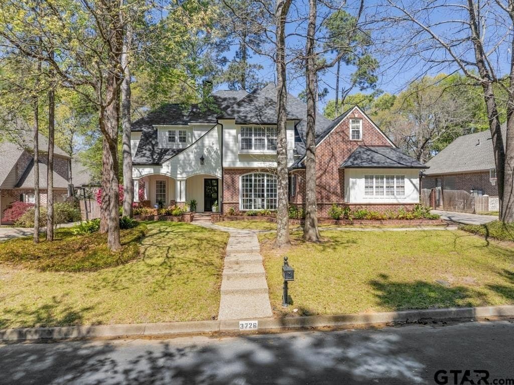 5 bedroom house for sale at 3726 Woods Blvd Tyler 75707 - $1,125,000