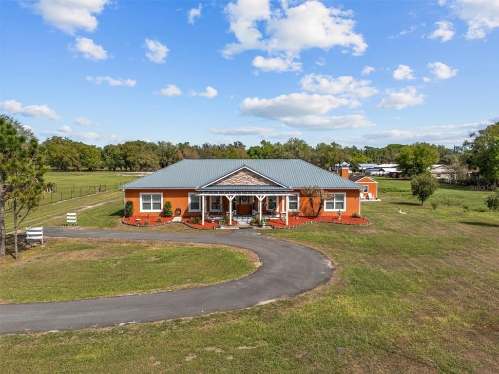 3 bedroom house for sale at 408 Old Bartow Lake Wales Rd Alturas - $849,900