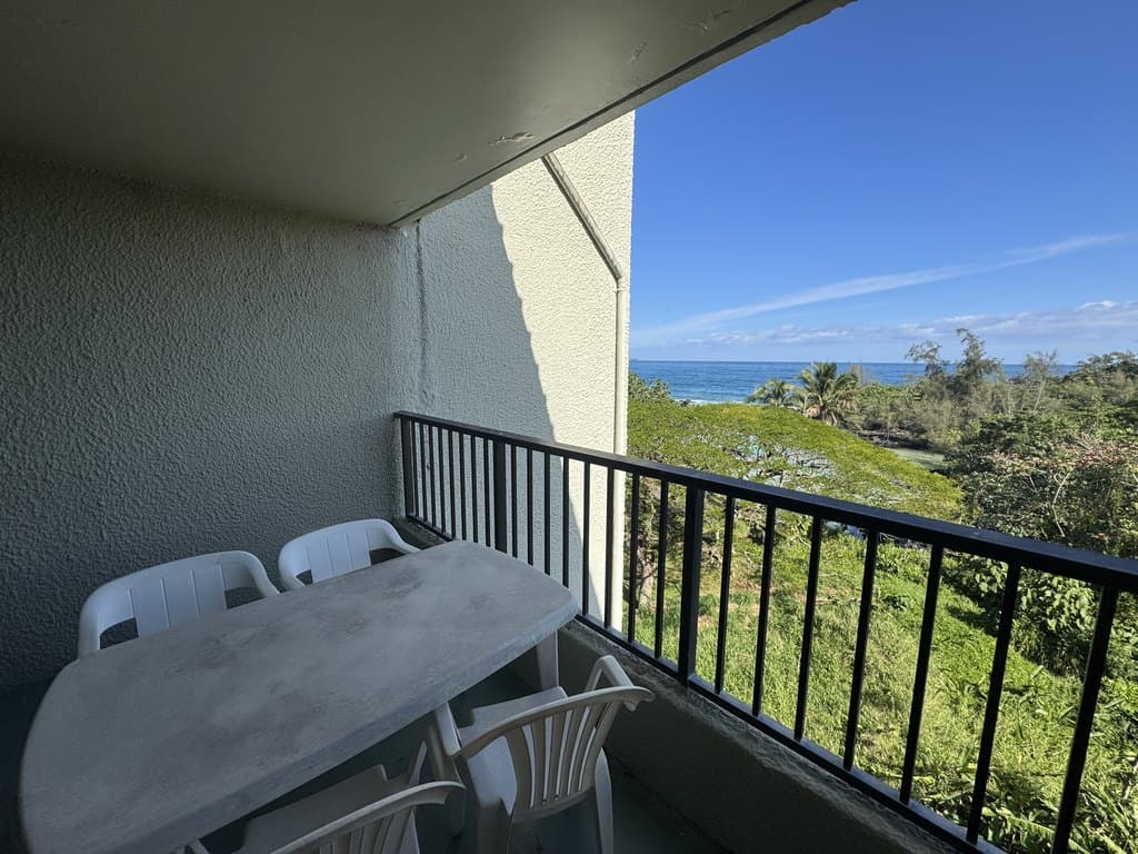 1 bedroom condo for sale at 1875 Kalanianaole St Apt 604 Hilo 96720 - $320,000