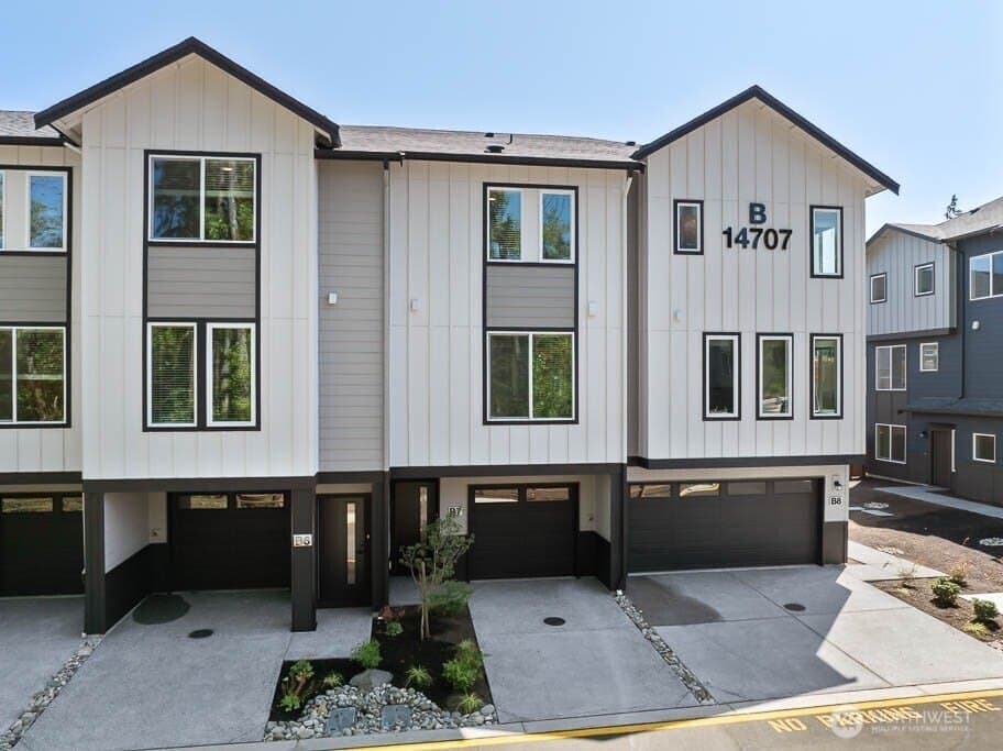 2 bedroom townhouse for sale at 14707 87th Ave SE Unit Z5 Cathcart - $589,995