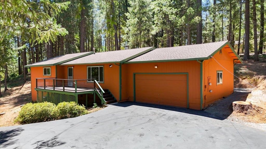 3 bedroom house for sale at 11782 Brunswick Pines Rd Grass Valley 95945 - $485,000