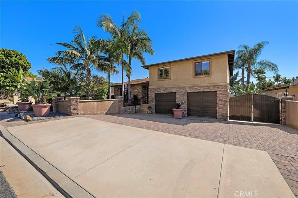 3 bedroom house for sale at 34255 Camino El Molino Dana Point 92624 - $2,295,000