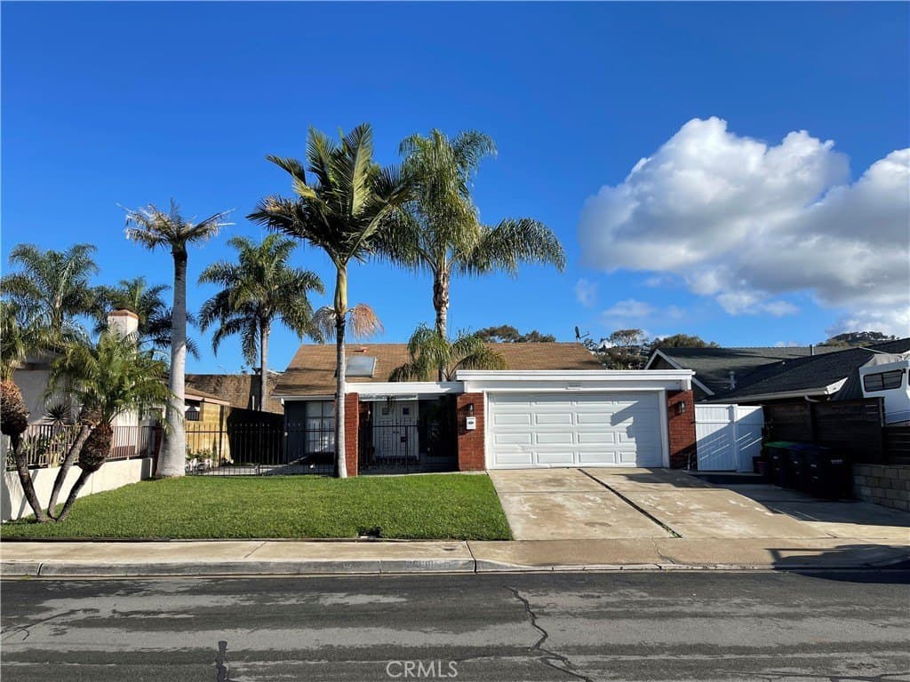 3 bedroom house for sale at 26691 Calle Ultima Dana Point 92624 - $1,725,000