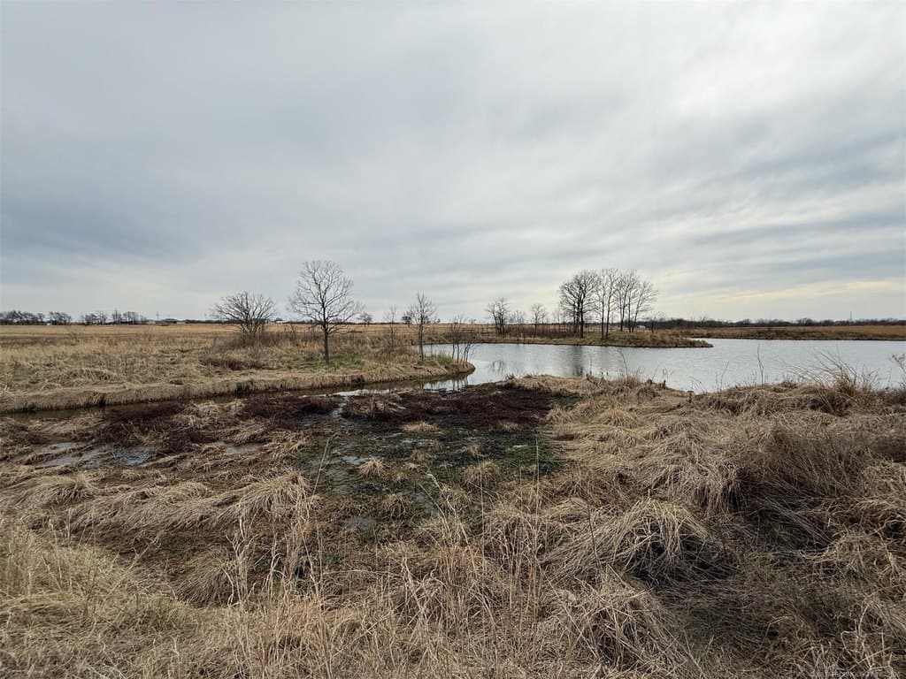 land for sale at 4209 Alt Highway 75 Beggs - $400,000